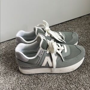 New Balance Green and White Sneakers 574